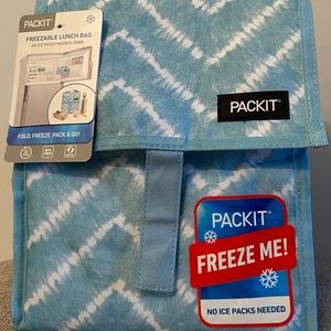 PACKIT Freezable lunch bag